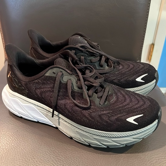 Hoka Shoes - Hoka Arahi 6 running shoes black gray size 9